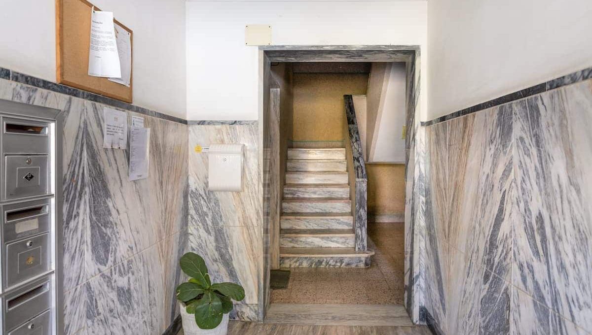 Apartamento T3 no centro da Amora - à venda na rua Sociedade Filarmónica Operária Amorense