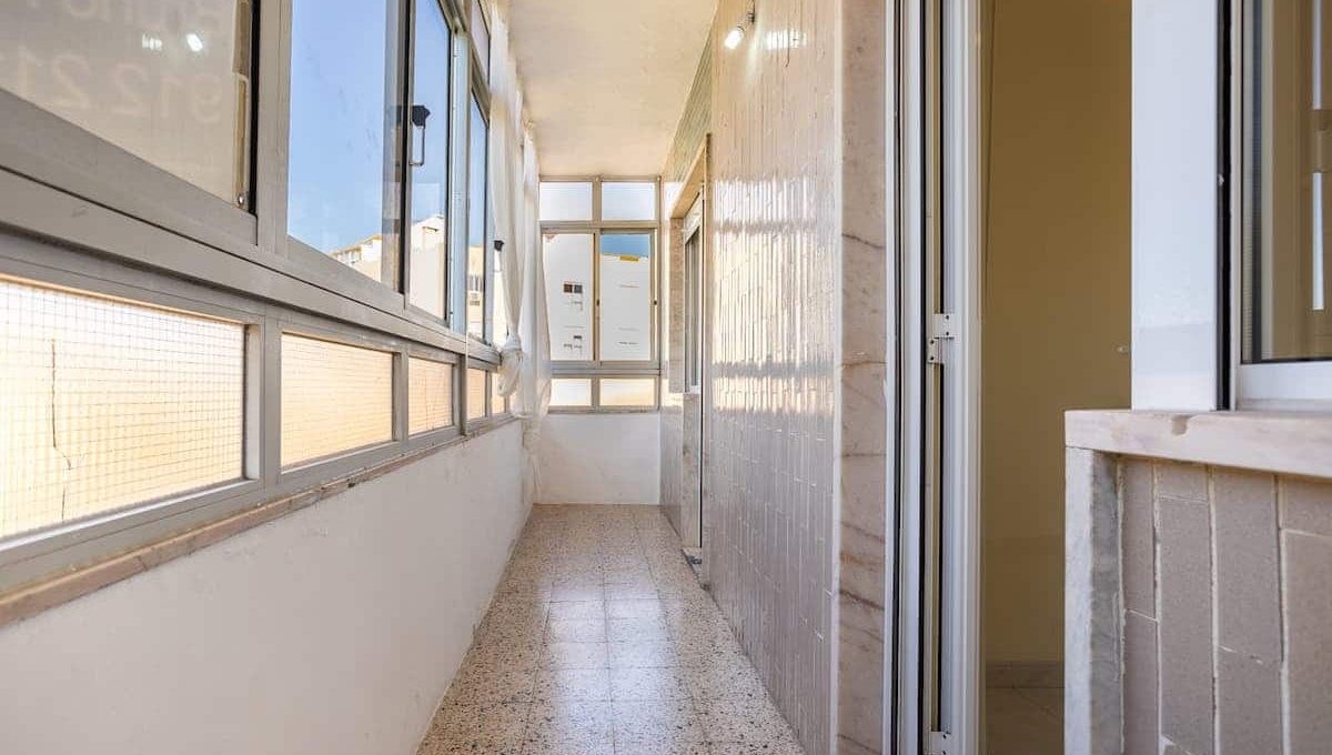 Apartamento T3 no centro da Amora - à venda na rua Sociedade Filarmónica Operária Amorense