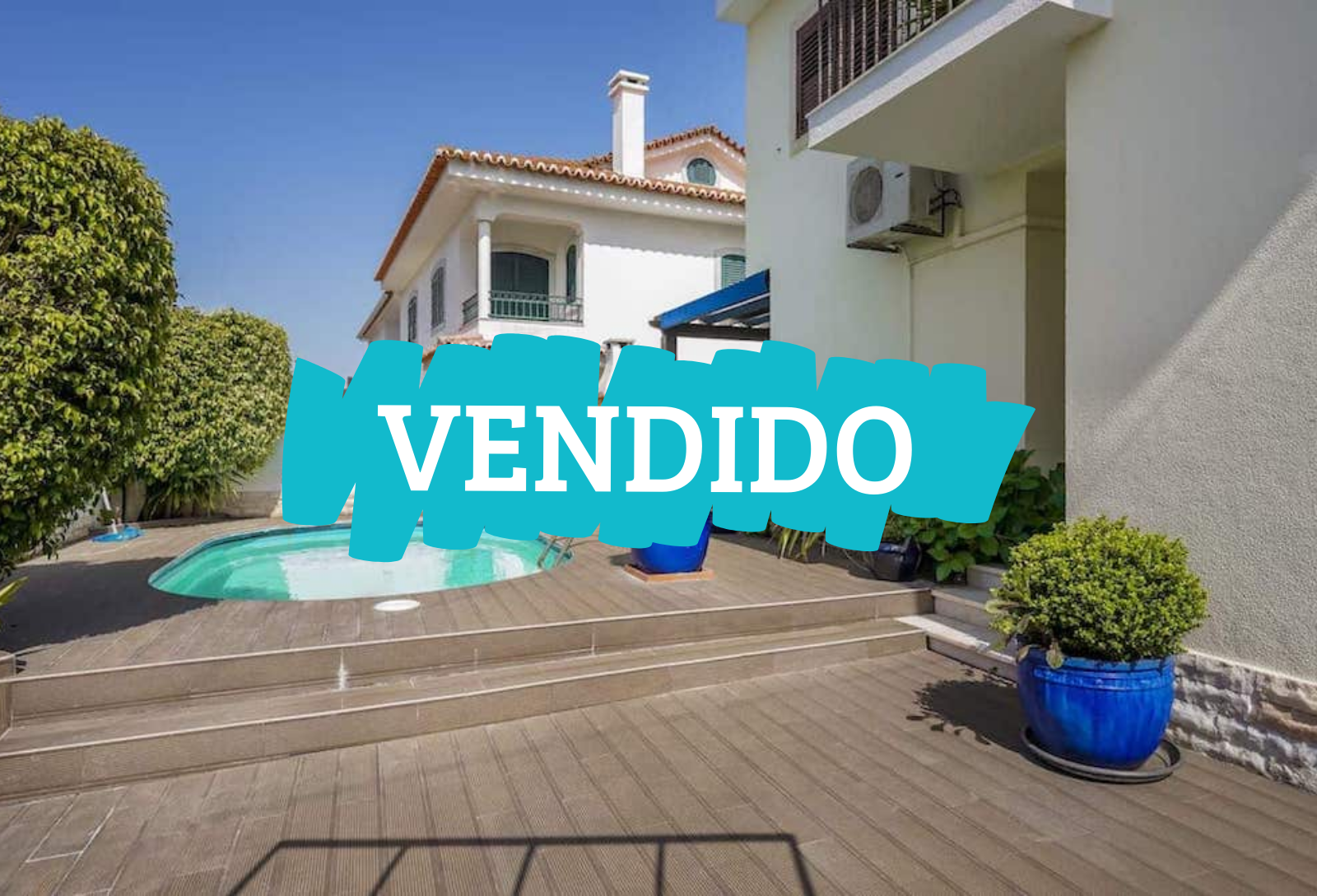 MORADIA T5 COM PISCINA E GARAGEM NO FEIJÓ